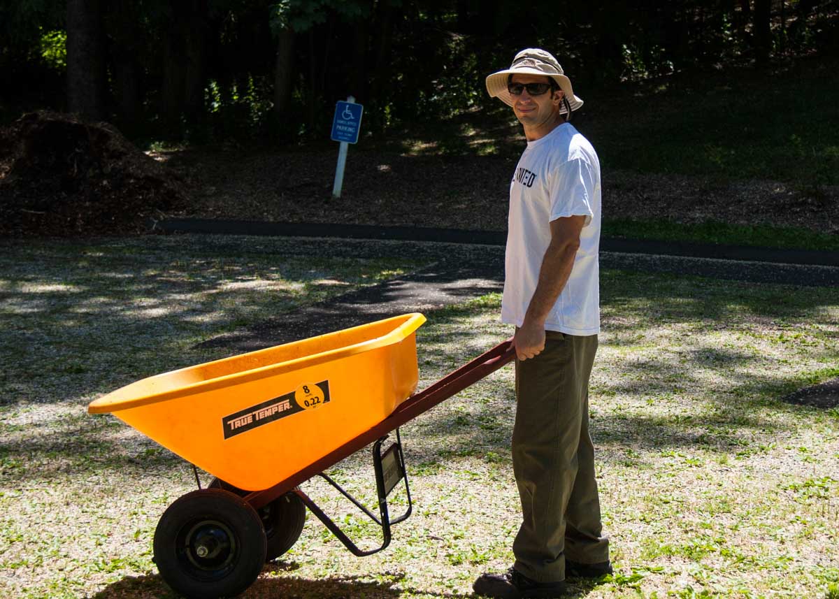 Volunteering at Tarrywile Park United Way Day of Caring with employees from Praxair